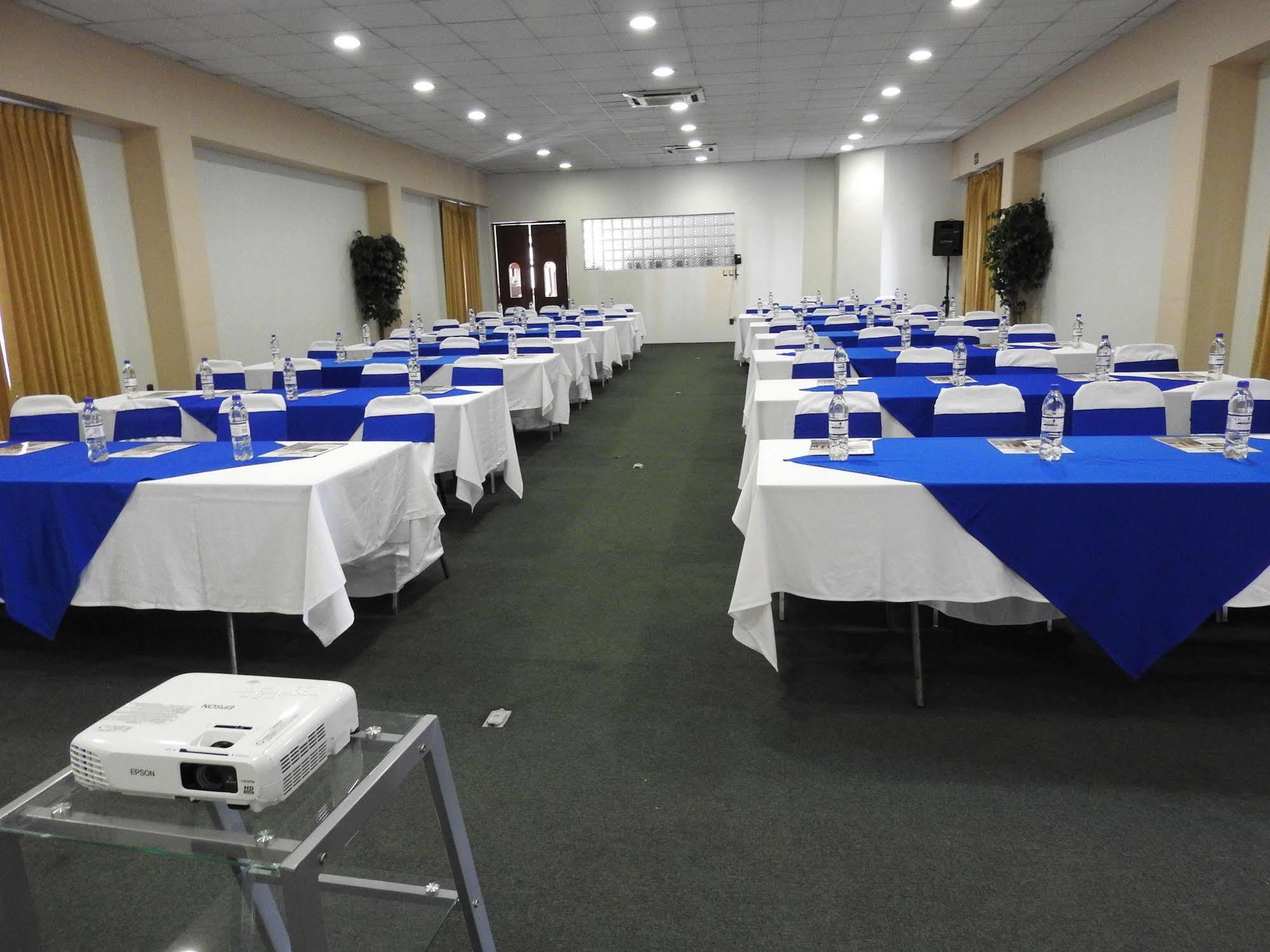 Hotel Oaxaca Dorado, 오아하카주 외부 사진